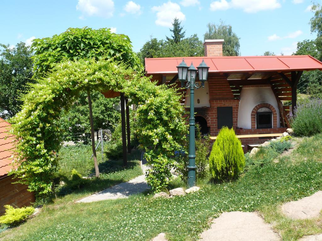 Tip-Top Lak Vendeghaz Szilvasvarad Exterior photo